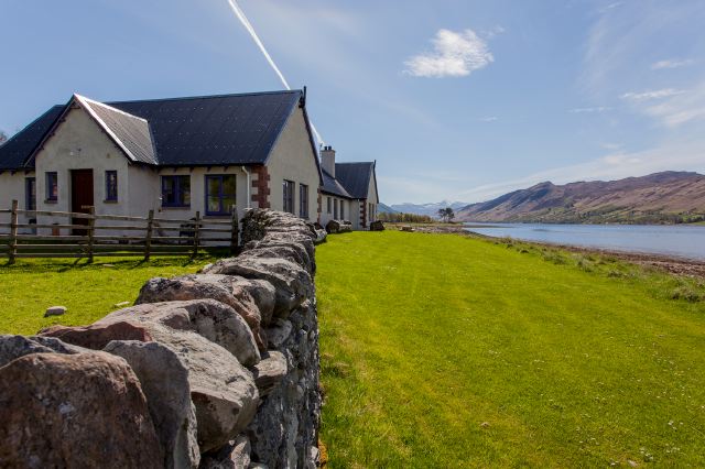 Lochside Cottages by Loch Broom near Ullapool - holiday rentals